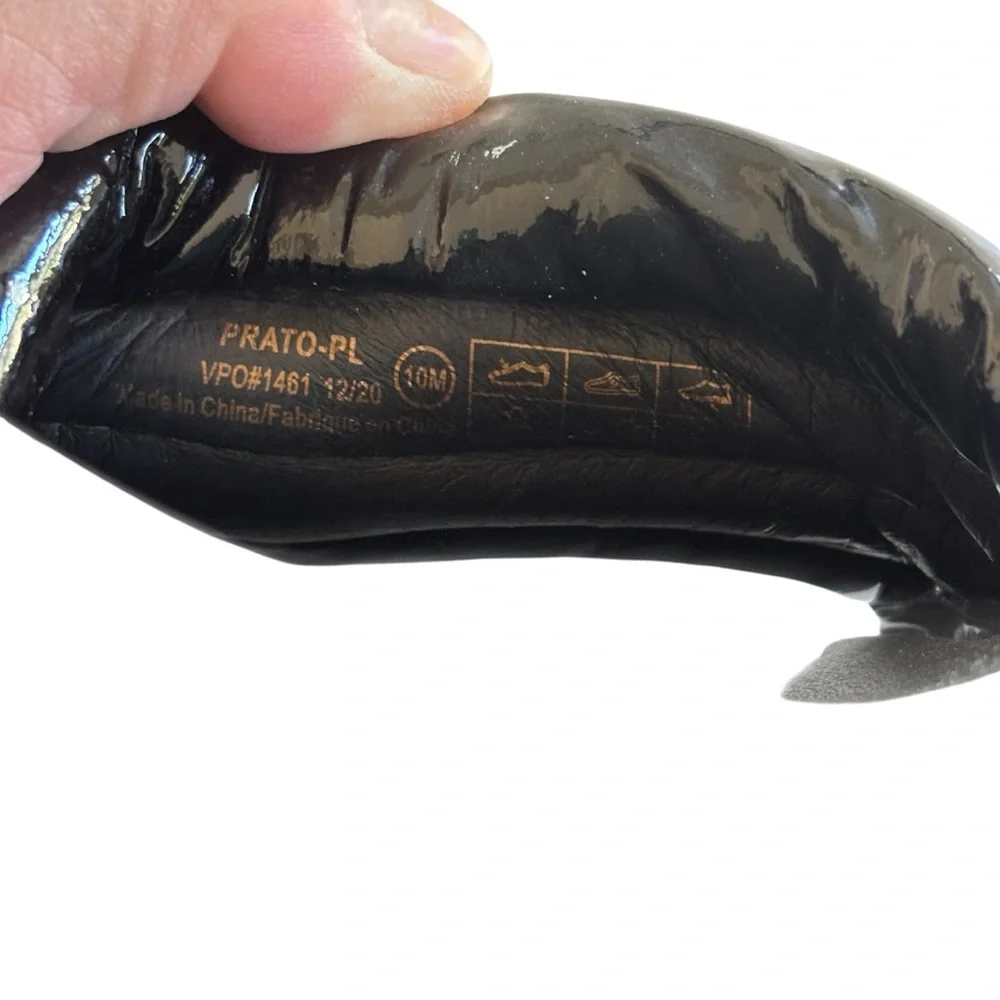 Cougar Water Repellent Black Leather Sport Slide Sandals Prato Sz 10